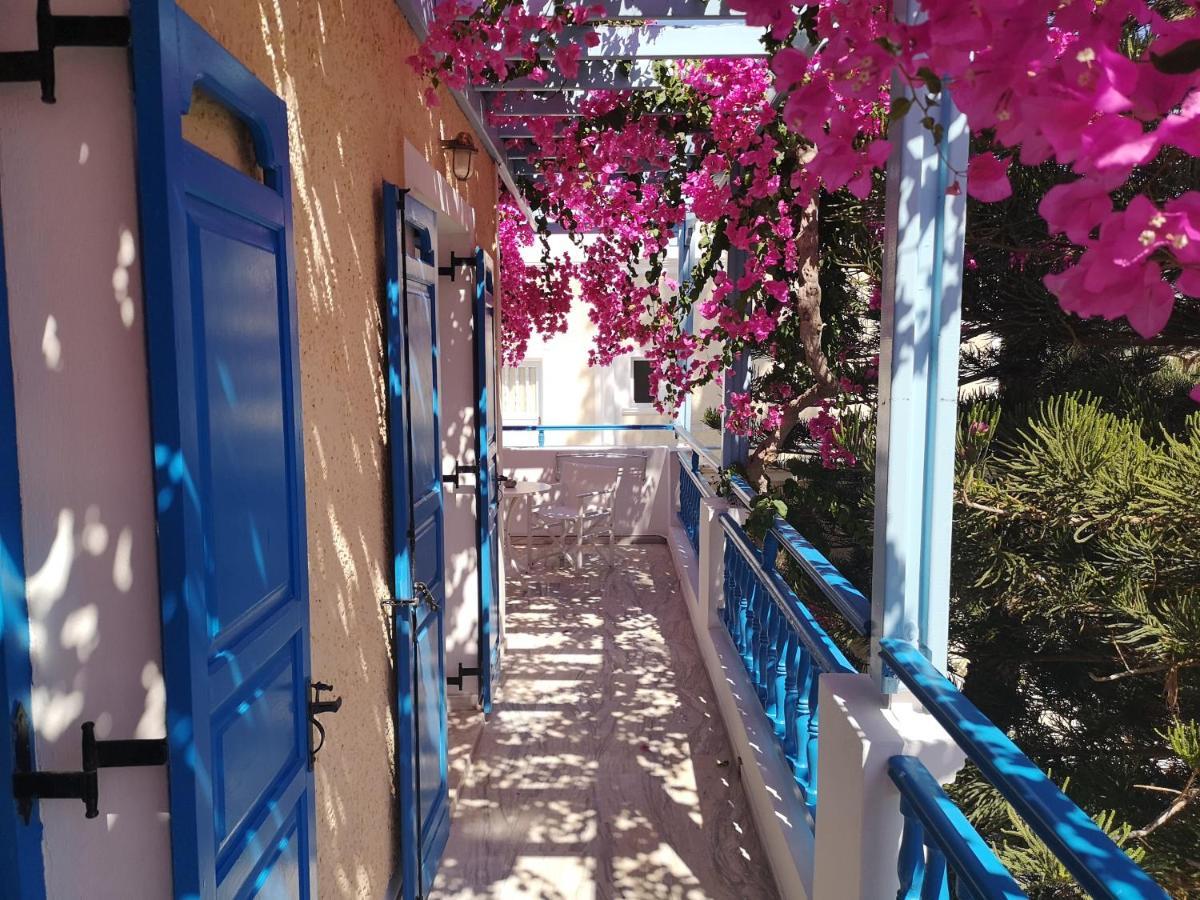 Hotel Zeus คามารี ภายนอก รูปภาพ